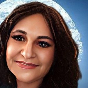 Meet your Posher, Dina